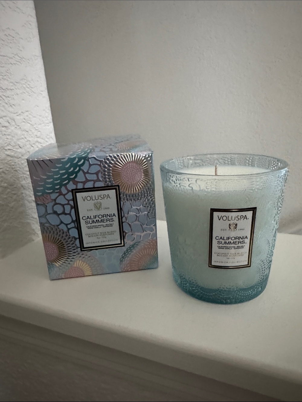 Voluspa California Summers Candle in Aqua Glass with Floral Box